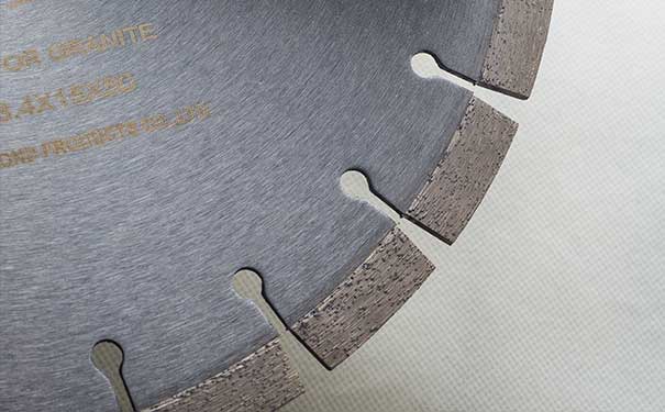 鋒利的花崗岩鋸片