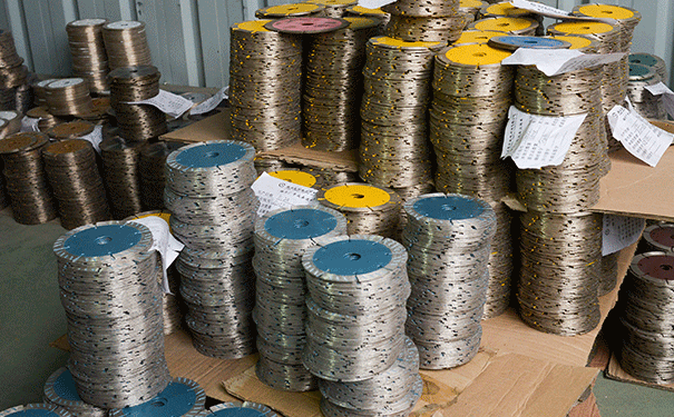 金剛石刀頭鋒利度和耐磨度相互製約的關係