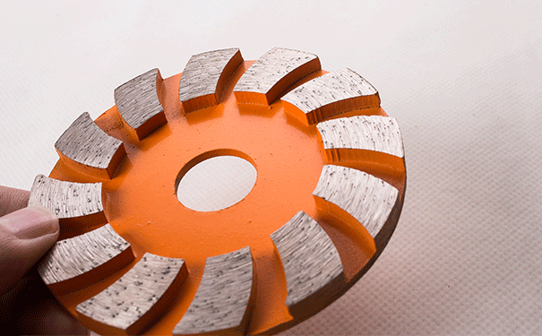 金剛石磨輪主要的適用於哪些方麵級它的特點