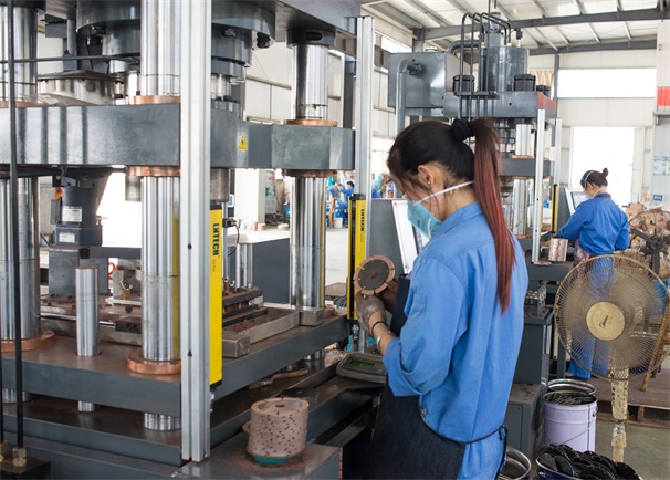 你為什麼總是切不好石材？金剛石小鋸片廠家告訴你原因！